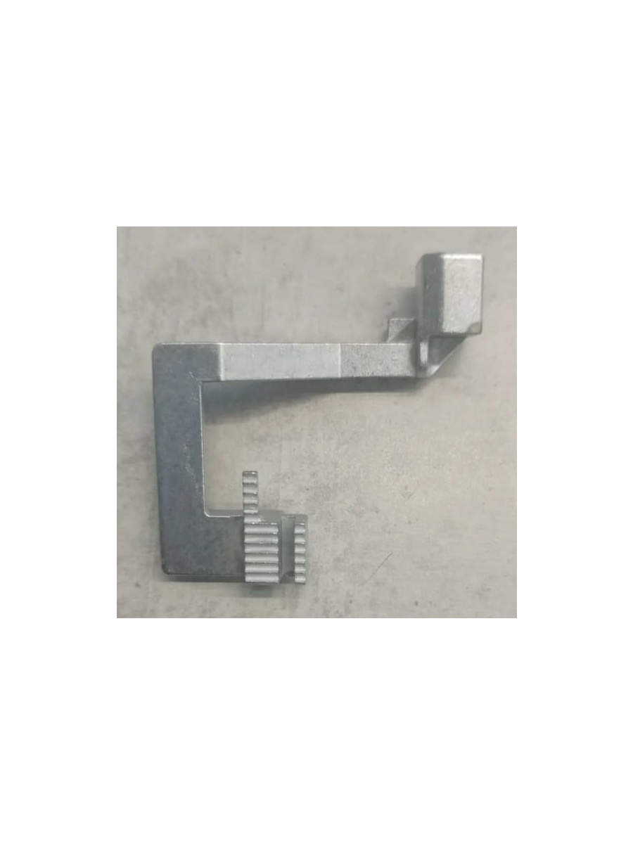 Зубчатая рейка передняя для оверлоков Merrylock 220-360